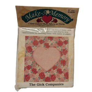 Gick Crafts Make a Memory Create Custom Photo Frame 5 x 5 in Heart